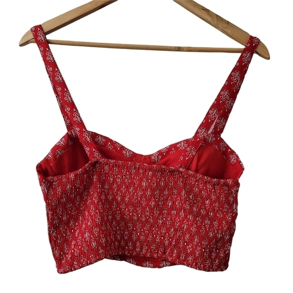𝅺RED Floral Crop Tube Top Molded Cups Adjustable Straps Size L Band of Gypsies - Picture 2 of 9